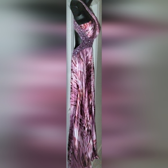 Women's Pink Formal, Prom of Cocktai Dress with Sequins, Stones & Embellishments - Picture 2 of 16